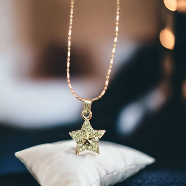 Star-Studded Pendant Necklace