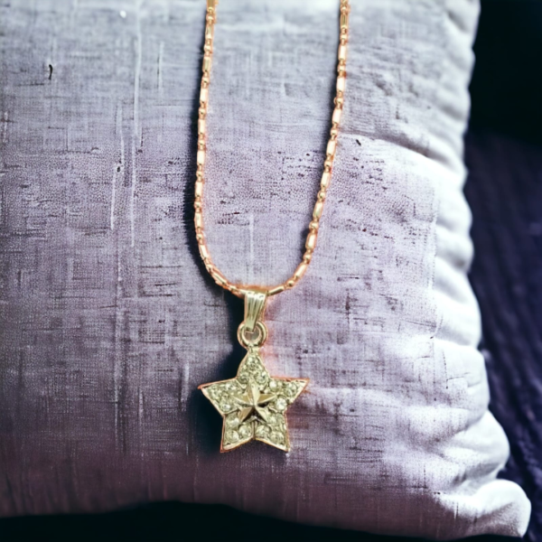 Star-Studded Pendant Necklace - Image 4