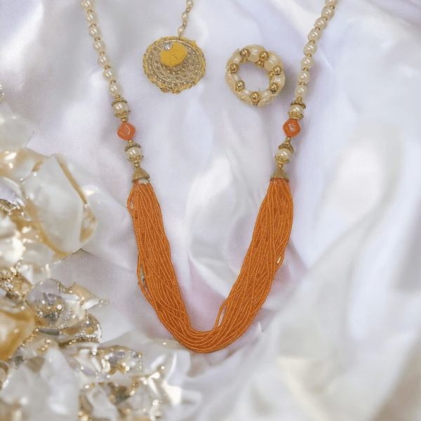 Elegant Pearl and Beaded Necklace - Image 2